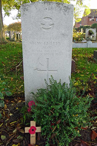 >Grave of P/O Hugh Reilley